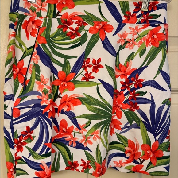 Tommy Bahama Aubrey Calli Cove Skort In White. Sz: XX Small - Picture 4 of 8